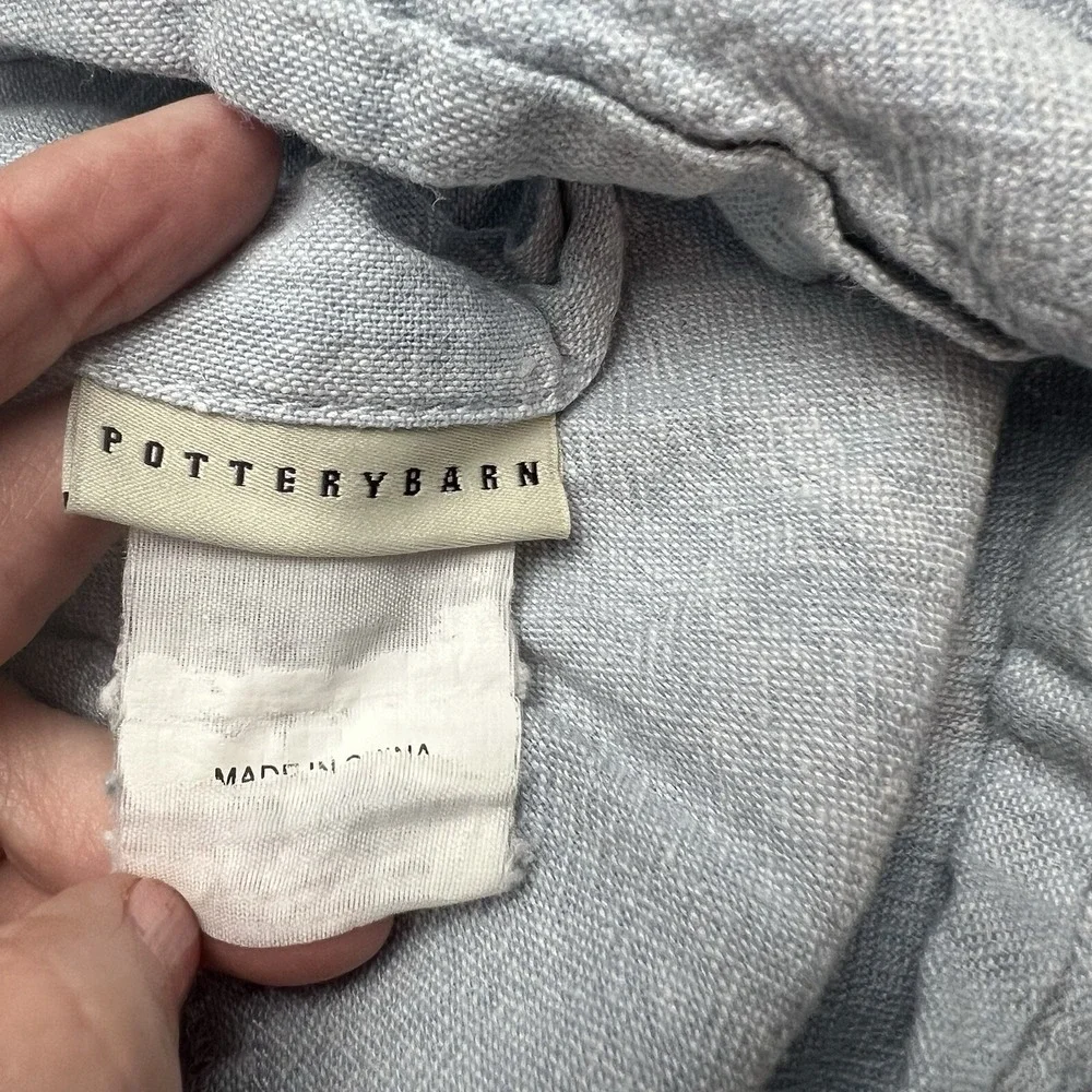 Pottery Barn Light Blue Chambray Lightly Textured Standard Sham 23x17